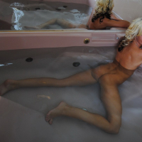 Codie Sweets showing her sexy Ass in the Bath Tub