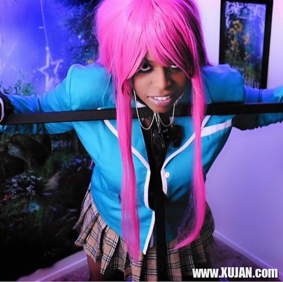 Succubus Sin Cosplay i het kapvats - Photo #1806023