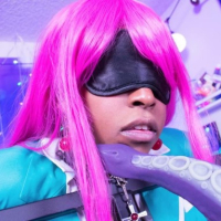 Succubus Sin Cosplay i het kapvats