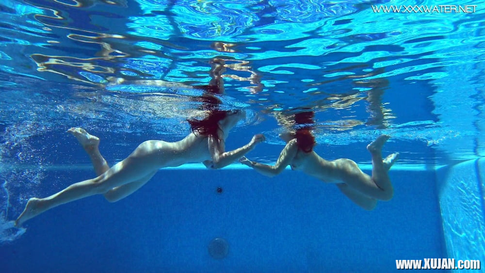 Sheril and Diana Rius Underwater Swimming Pool Erotics - Photo #1806331