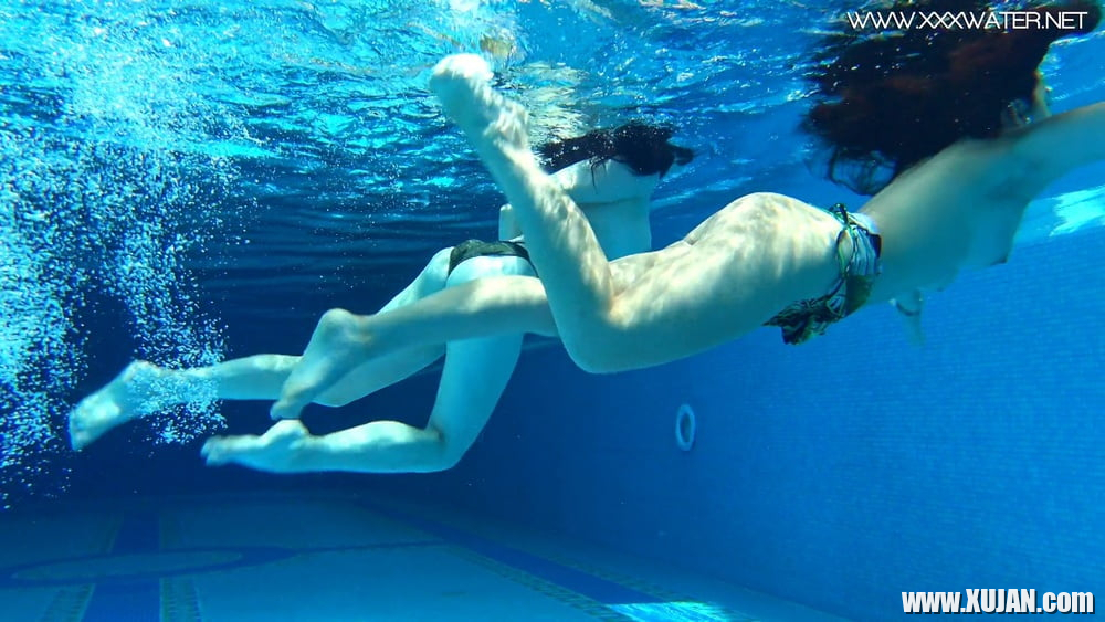 Sheril and Diana Rius Underwater Swimming Pool Erotics - Photo #1806345