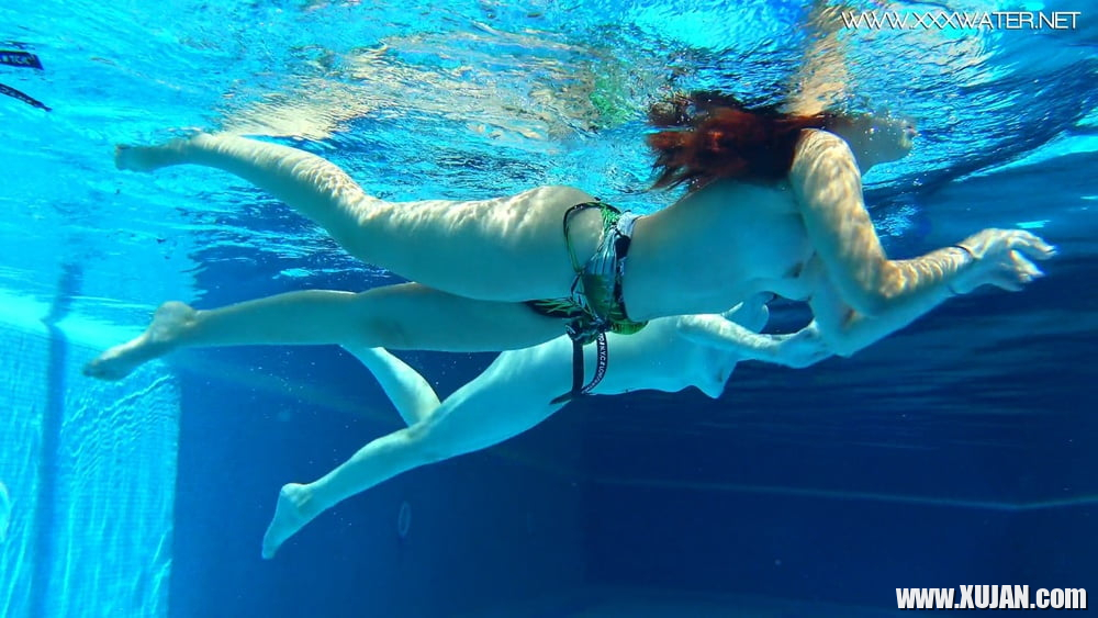 Sheril and Diana Rius Underwater Swimming Pool Erotics - Photo #1806346