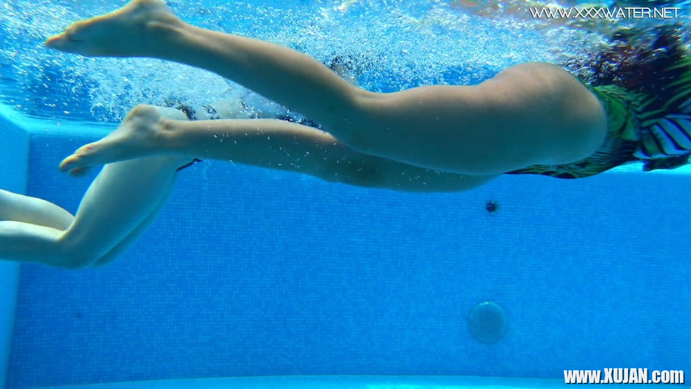 Sheril and Diana Rius Underwater Swimming Pool Erotics - Photo #1806355