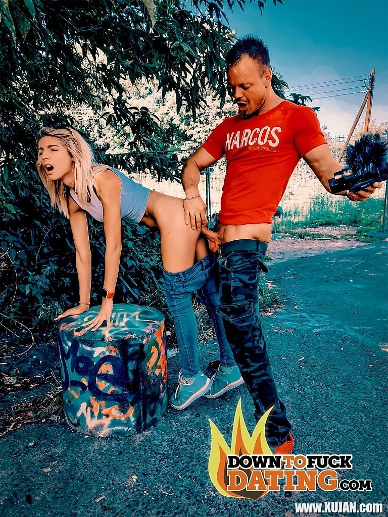 Pretty blonde Missy Luv fucks a guy with a camera - Photo #1811081