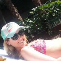 Andi Land and Sarah Peachez took a vacation to Vegas and share some of their pics