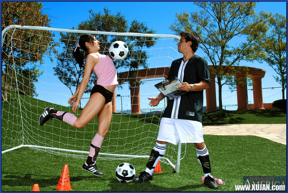 Sexy soccer player Franchezca Valentina scoring a huge dick on the field - Photo #1813204