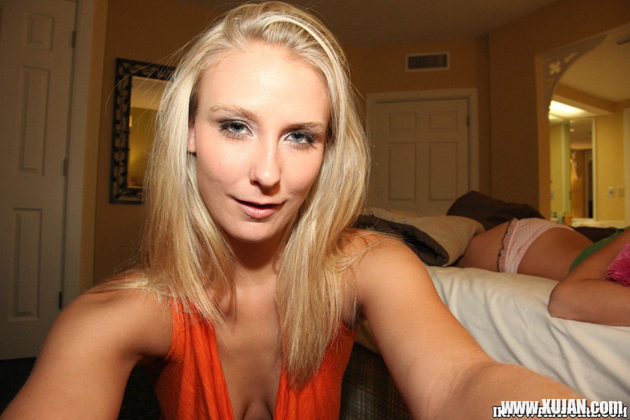 Lesbian sex with hot blondes licking and masturbating - Photo #1819971
