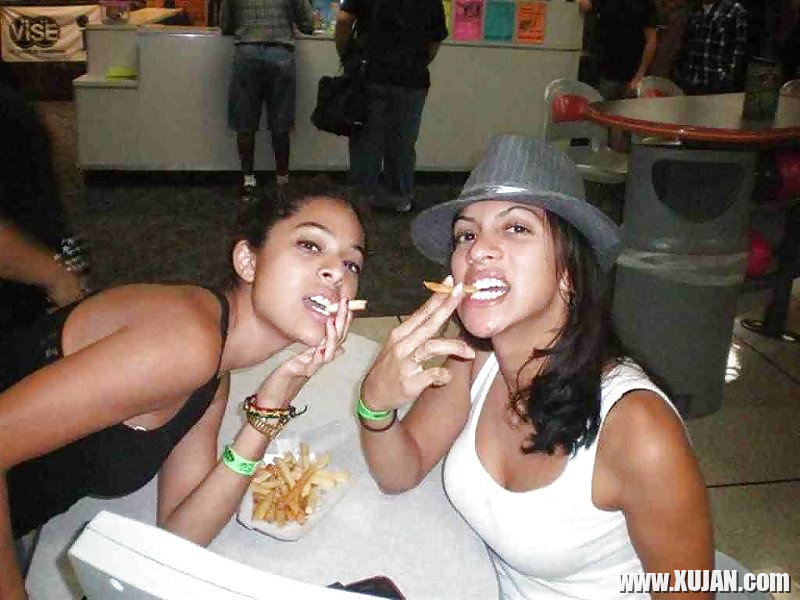 Melissa and friends - Photo #1826522
