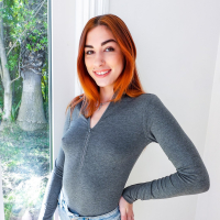 Sexy redhead teen Delilah Day gets exposed by stepdad Calvin Hardy
