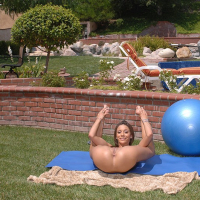 Sporty babe Priscilla Milan uncovering her flexy body outdoor
