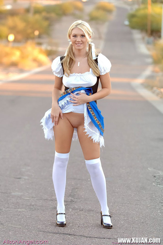 Alison Angel gets kinky in her fancy dress - Photo #1839562