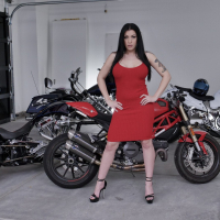 Cassandra Cain spreads juicy Twat in Heels on Bike