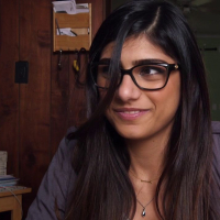 Porn sensation Mia Khalifa takes on two black cocks