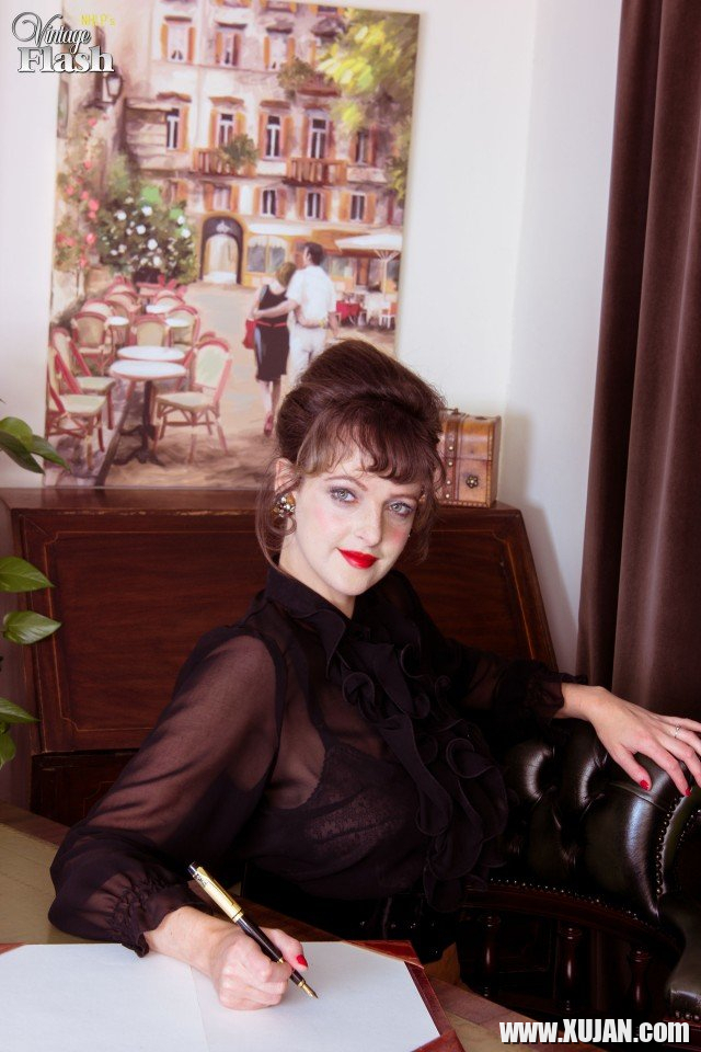 Hot secretary Kate Anne showing off her body in the office - Photo #1843026
