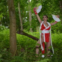 Sophie Parker loves toying her Cunt outdoors