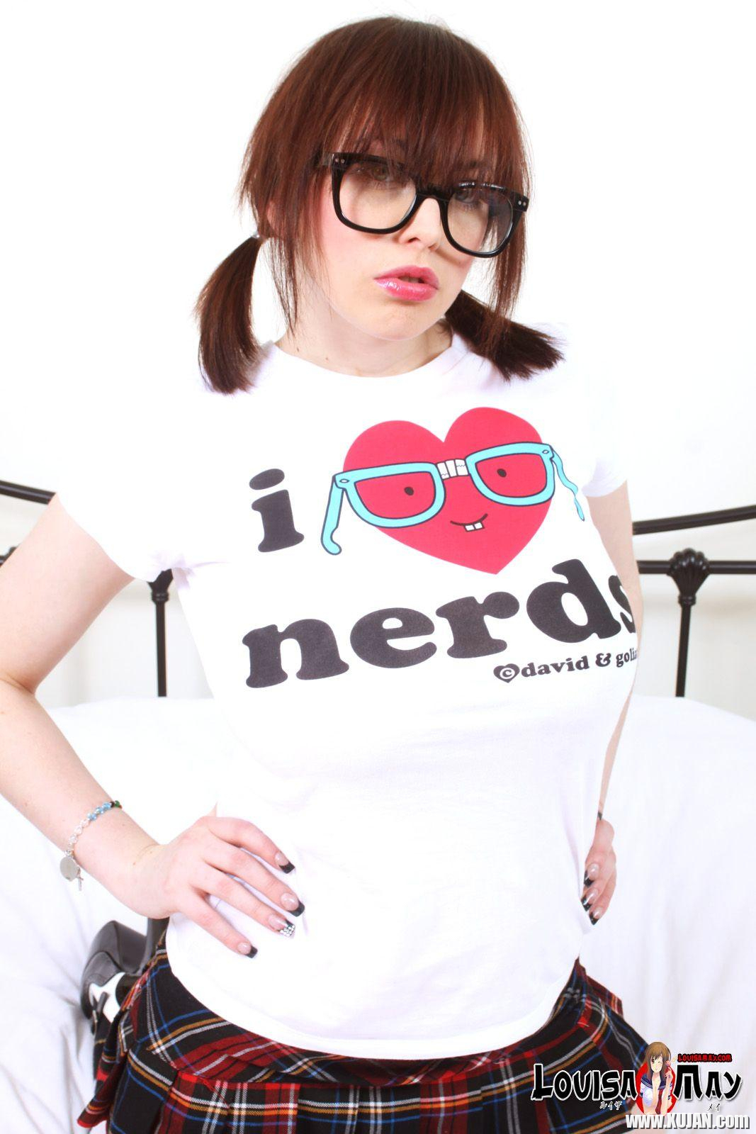 Pictures of Louisa May giving you a nerd fantasy - Photo #1857447