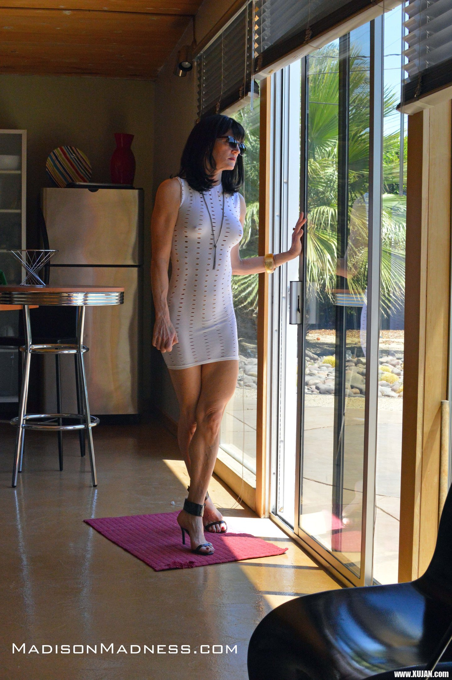 Madison Madness takes her Dress off and masturbates - Photo #1862734
