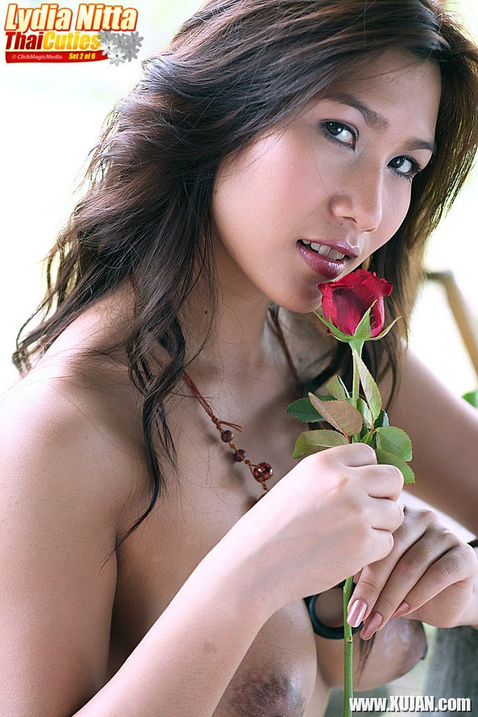 Sexy thai babe Lydia Nitta drops down her colorful summer dress - Photo #1863170