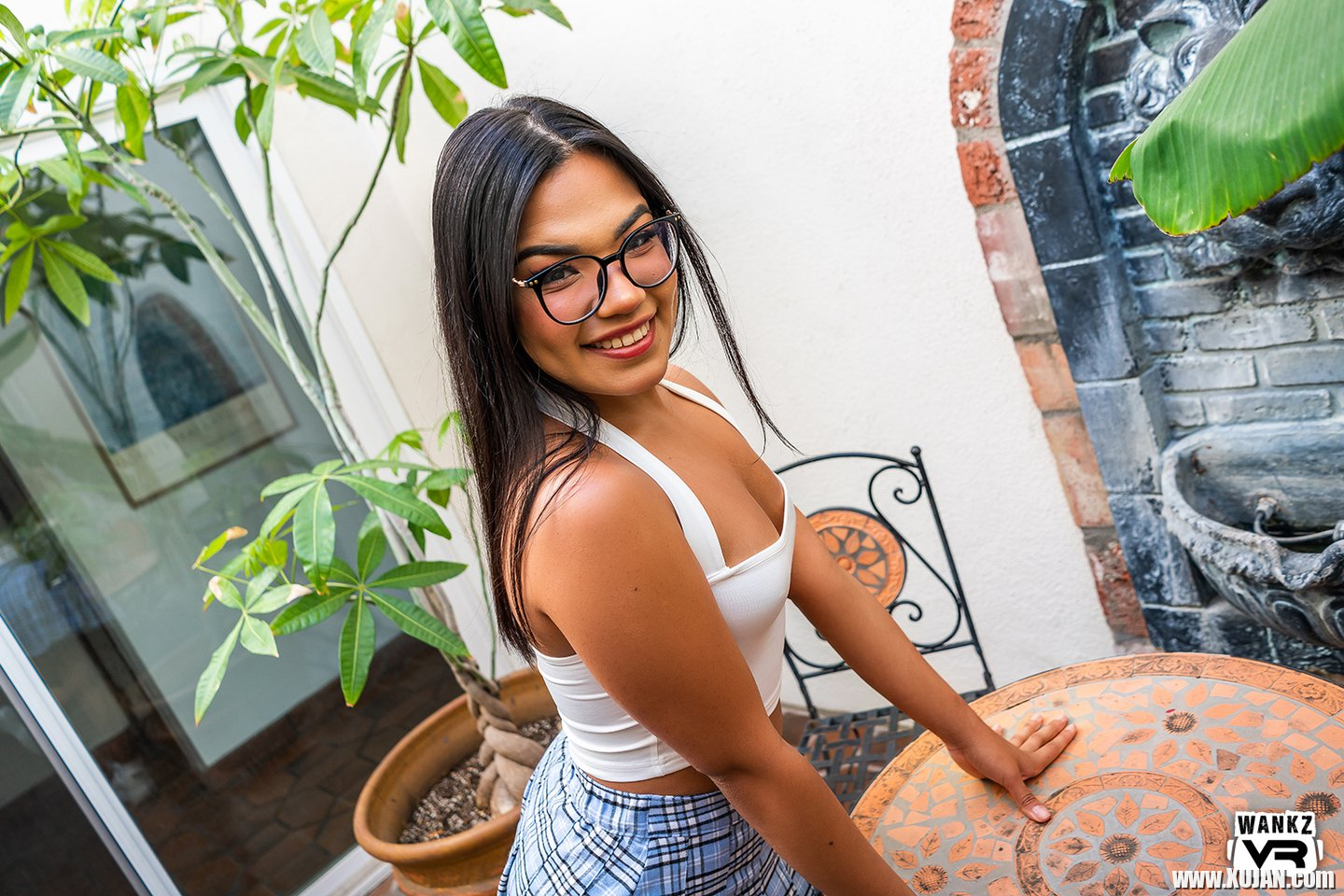 Bigass Latina Summer Col bangs wearing glasses - Photo #1863243