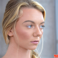 Horny coed Molly Mae gets her pussy licked by stepmom Parker Swayze