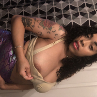 Tattooed babe Soy Kaylinda puts her big boobs on display