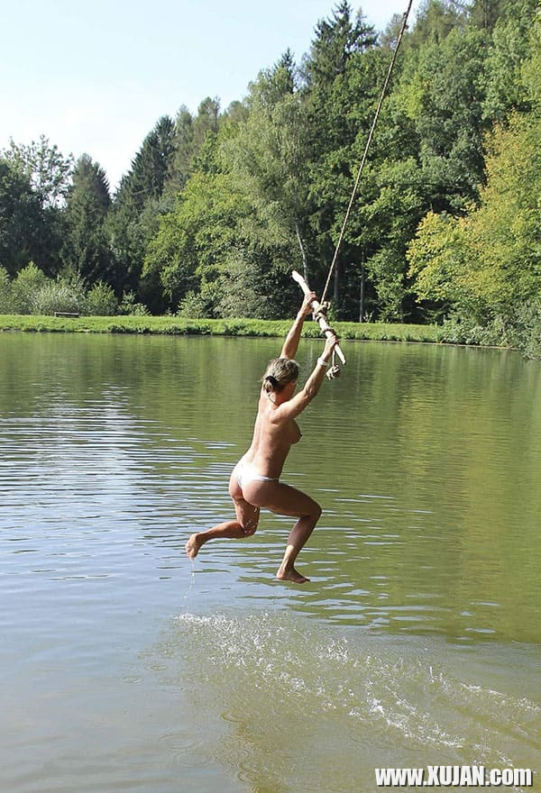 Ovrakh nudist banji suzvum e lichum - Photo #1882690