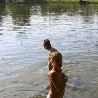 Ovrakh nudist banji suzvum e lichum