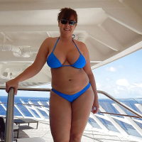 BBW loghapin bikiniov ev tongov
