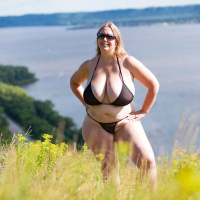 Hskayakan krtsqer bbw mini bikiniov