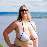 Hskayakan krtsqer bbw mini bikiniov