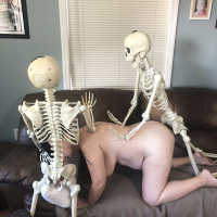 XXX porno ev seqs Helouinin