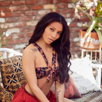 Sexy Fatima Kojima gets to expose her tight Body