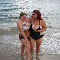 Big XXL aghjiknery bikiniov loghapum