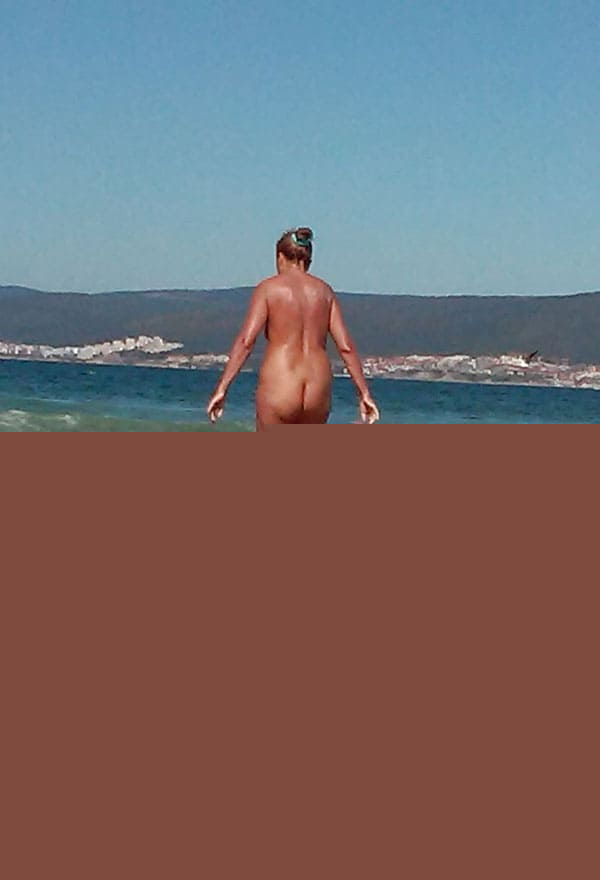 Mi or nudistakan loghapum herakhosov nkarahanum - Photo #1924323