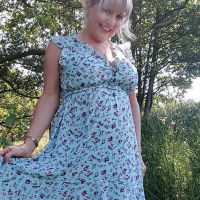 Sexy mature Lorna Blu showing her nice boobies outdoors