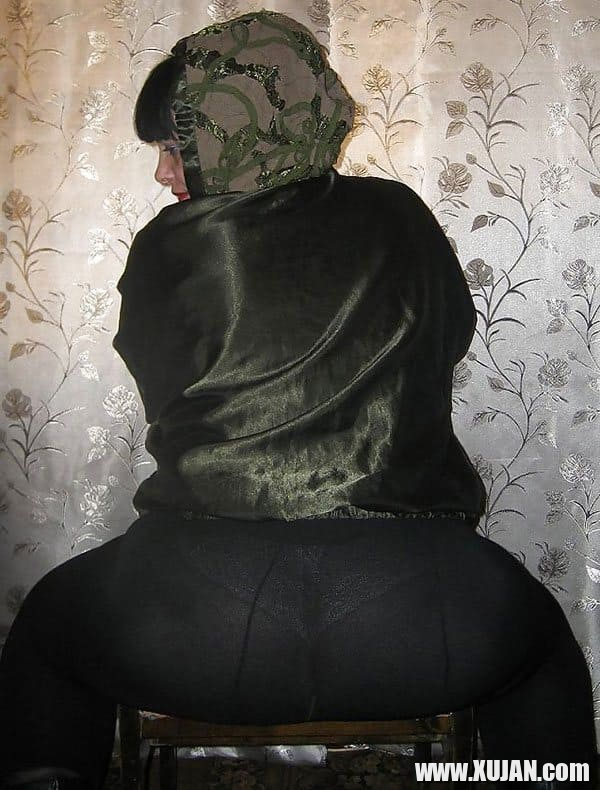 Erotik nerqnazgestov burn rus mayriky ketsvatsq e yndunel ir sirelii bnakaranum - Photo #1943092