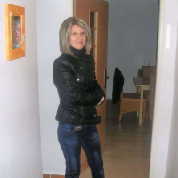 Kiny ardzakurdi zhamanak krum e miayn tiknotsner