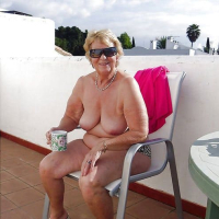 Nudist tatiky 70 tarekanum sirum e tsaghrel