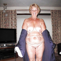 Nudist tatiky 70 tarekanum sirum e tsaghrel