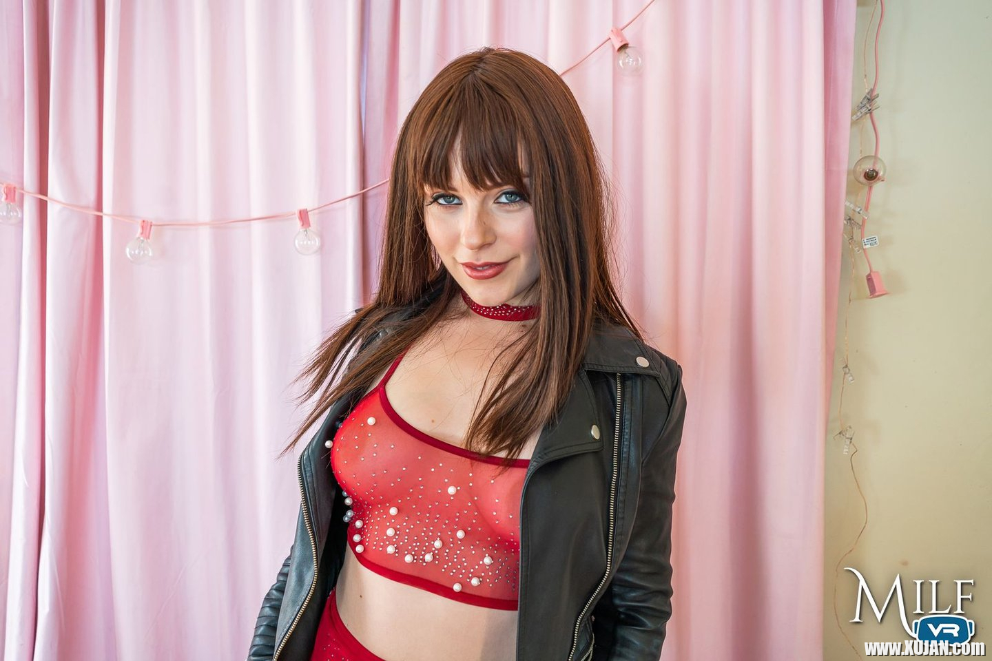 Kiara Edwards in sexy lingerie riding her perfect ass on a hard dick - Photo #1969193