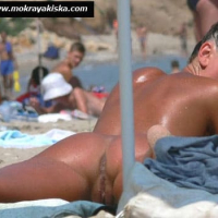 Eritasard nudistnery loghapum