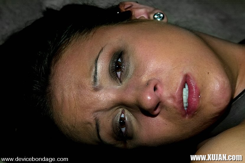High Heels Alexa Jordan gets chain bound and tits milked - Photo #1978520