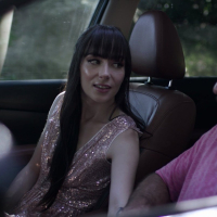 Naughty chick Emma Jade gets picked up then analyzed in the car