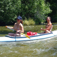Hasun nudistneri zbosashrjayin rafting bayaknerov