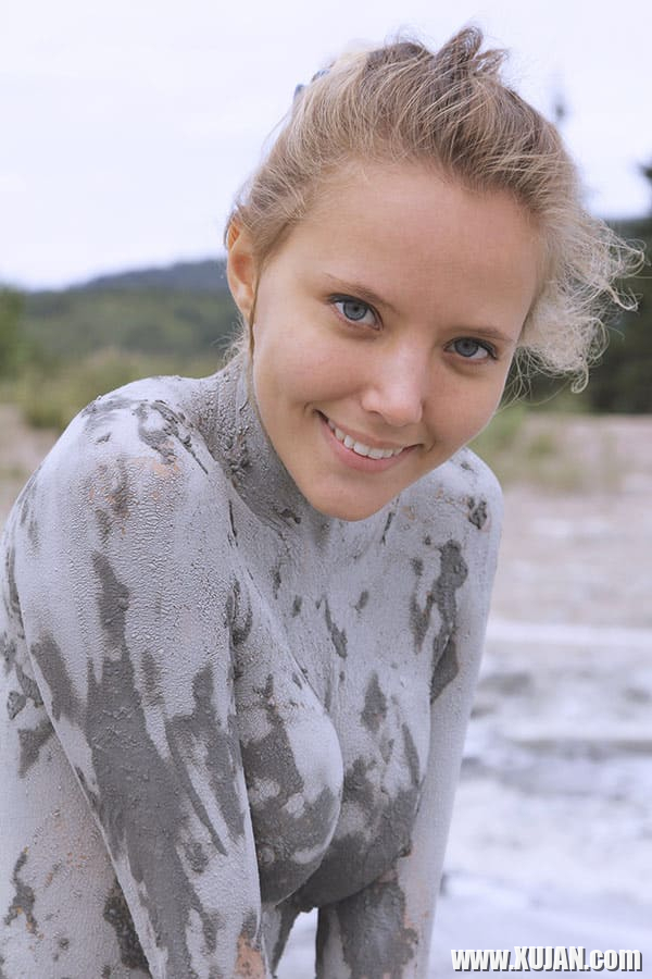 Eritasard nudist buzhakan tsekhi mej - Photo #2002404