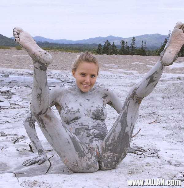 Eritasard nudist buzhakan tsekhi mej - Photo #2002426
