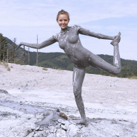 Eritasard nudist buzhakan tsekhi mej
