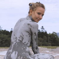 Eritasard nudist buzhakan tsekhi mej