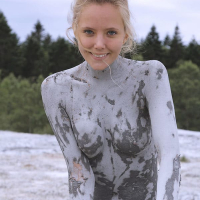 Eritasard nudist buzhakan tsekhi mej