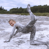 Eritasard nudist buzhakan tsekhi mej